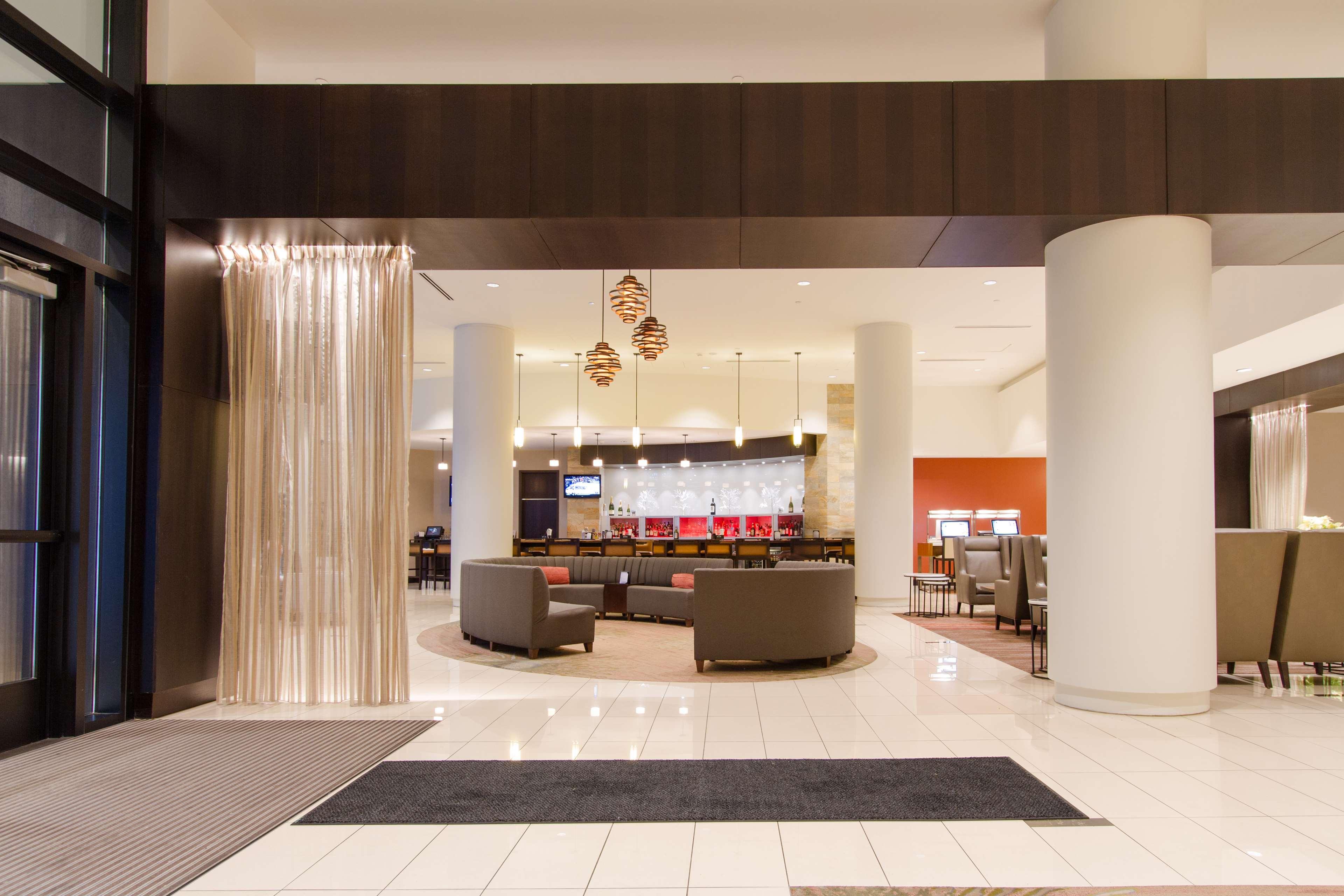 Hotel Hilton Albany Esterno foto