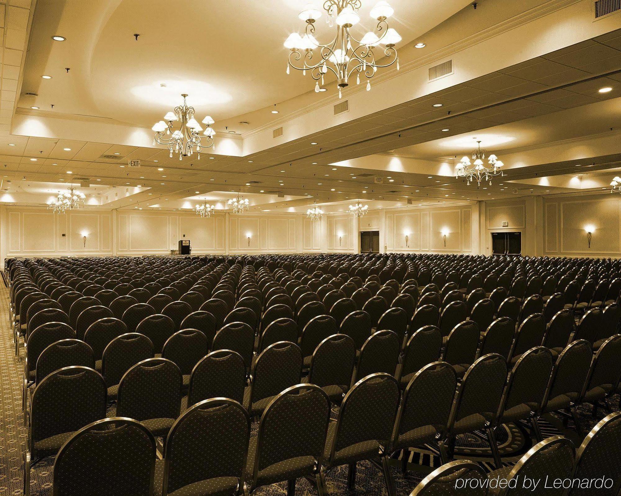 Hotel Hilton Albany Esterno foto